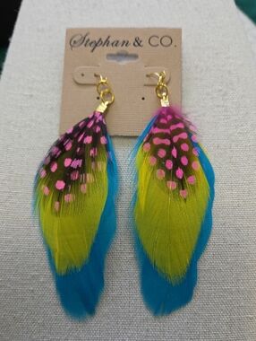 Stephan & Co Lightweight Feather Earrings
